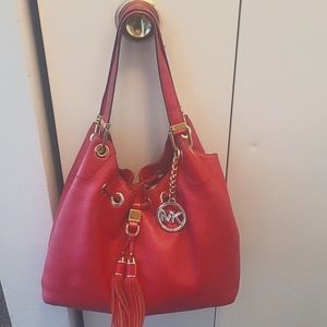 Michael Kors Camden Large Drawstring Shoulder Bag